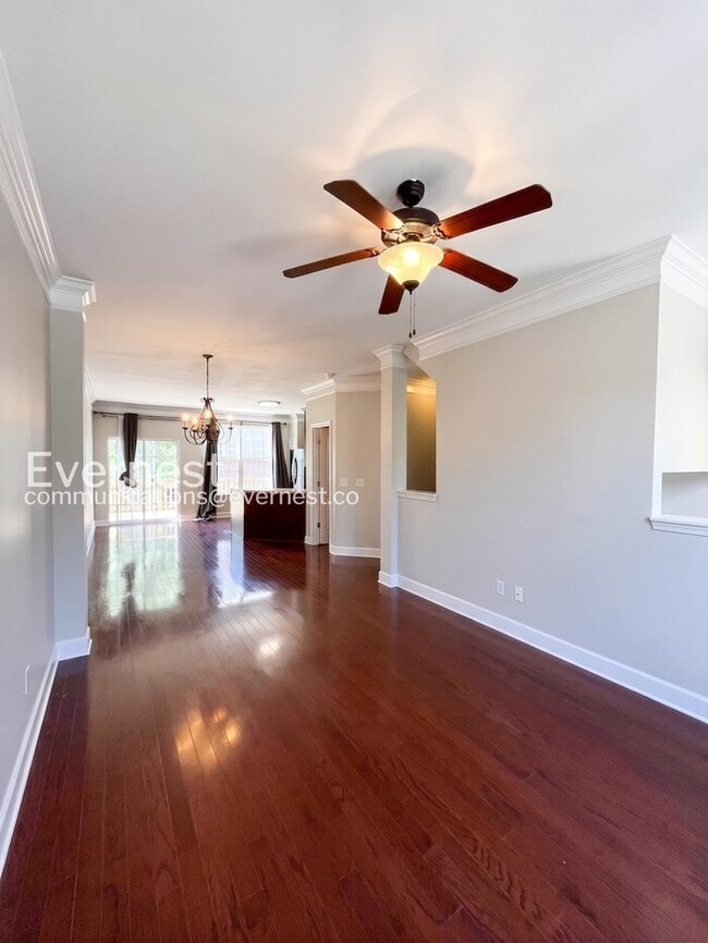 Photo - 7222 Althorp Way