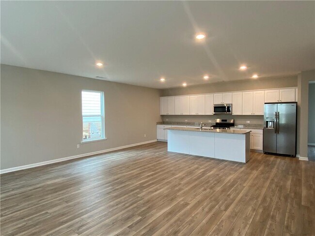 Photo - 4412 Grosbeak Dr