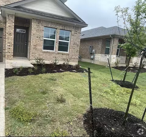 Building Photo - 14300 Castleford Dr Rental