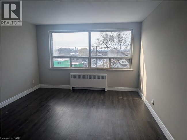 Photo - 468 Ottawa St N Unité 517 B