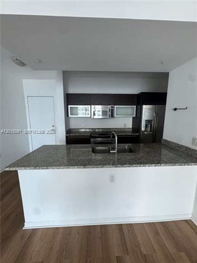 Photo - 951 Brickell Ave Unidad 951 N Brickell Ave # 3001