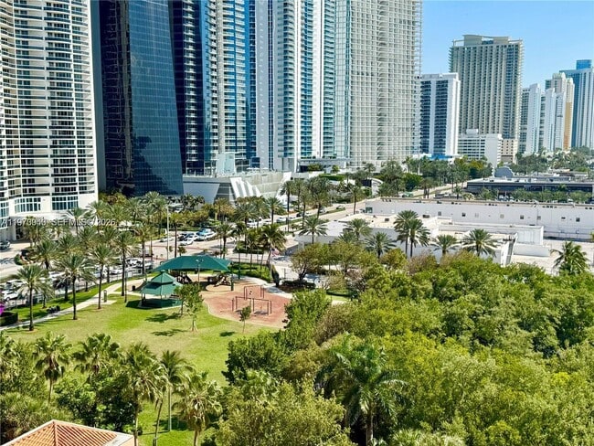 Photo - 210 174th St Unit 907