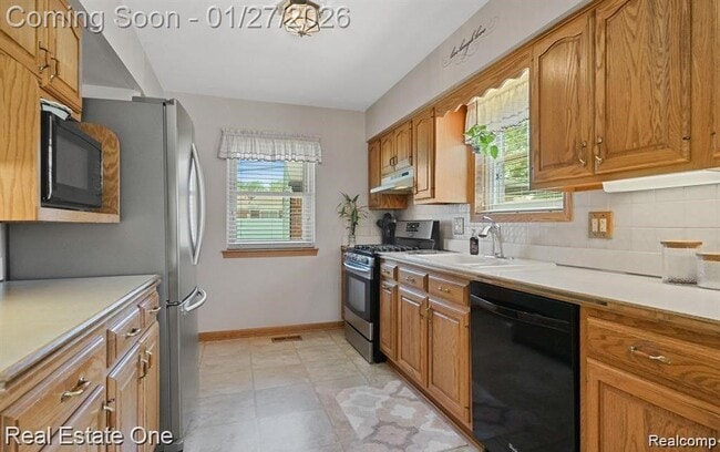 Photo - 6900 Crestwood St