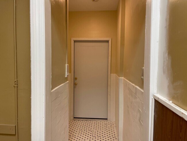 Photo - 88-12 161st St Unit 1st floor