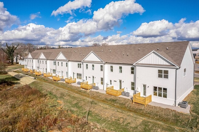 Photo - 815 Vickery Dr