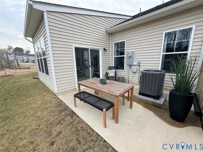 Photo - 670 Brookwood Glen Terrace