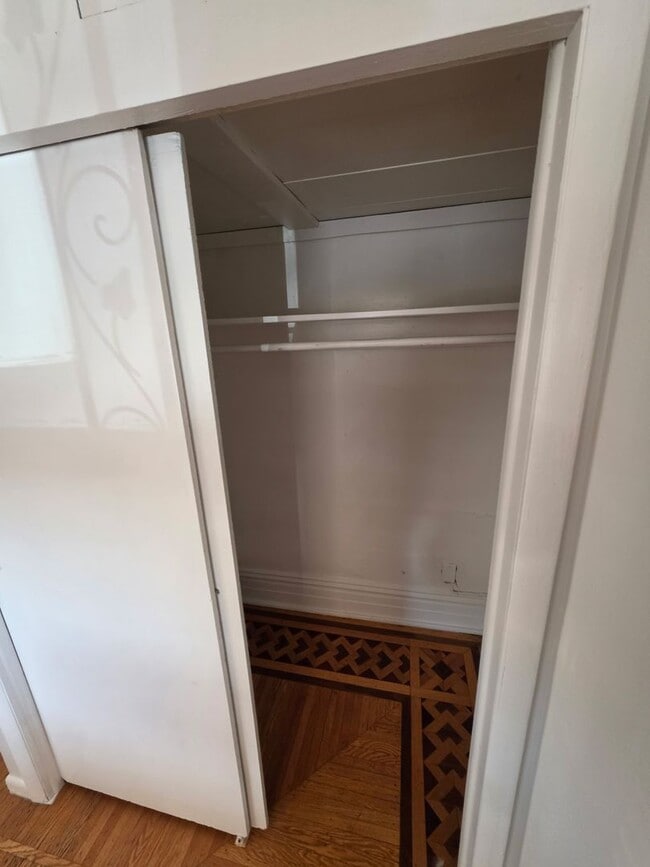 Photo - Studio Apartment Close to City Park! Unidad #2