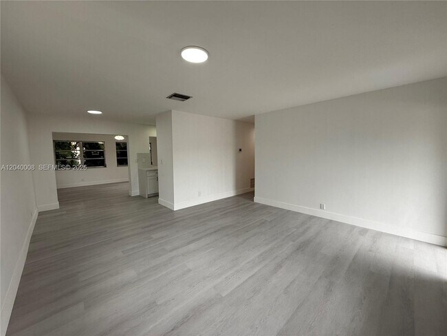 Photo - 7311 NW 57th Dr