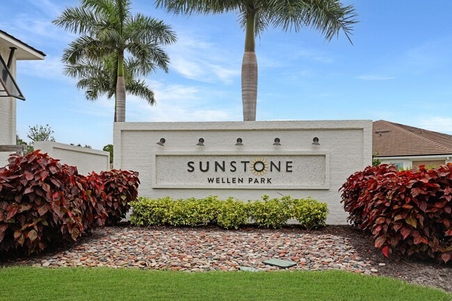 Building Photo - 4 Bed 3 Bath Gem In The Sunstone Community In Wellen Park!!!
