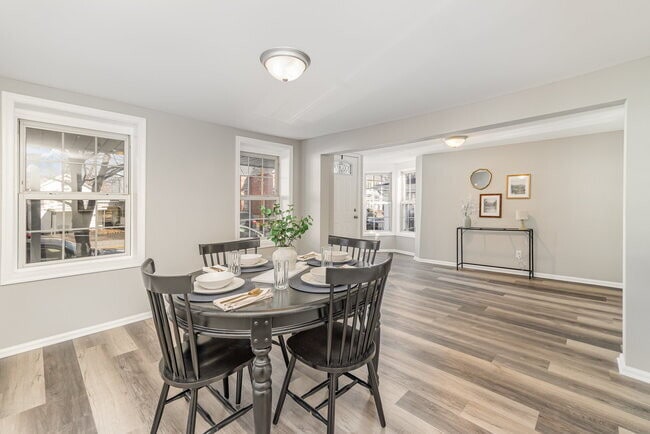 Photo - 28 W Main St