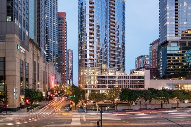 Alternar - 465 North Park