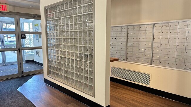 Photo - 1025 Hancock St Unidad 1F