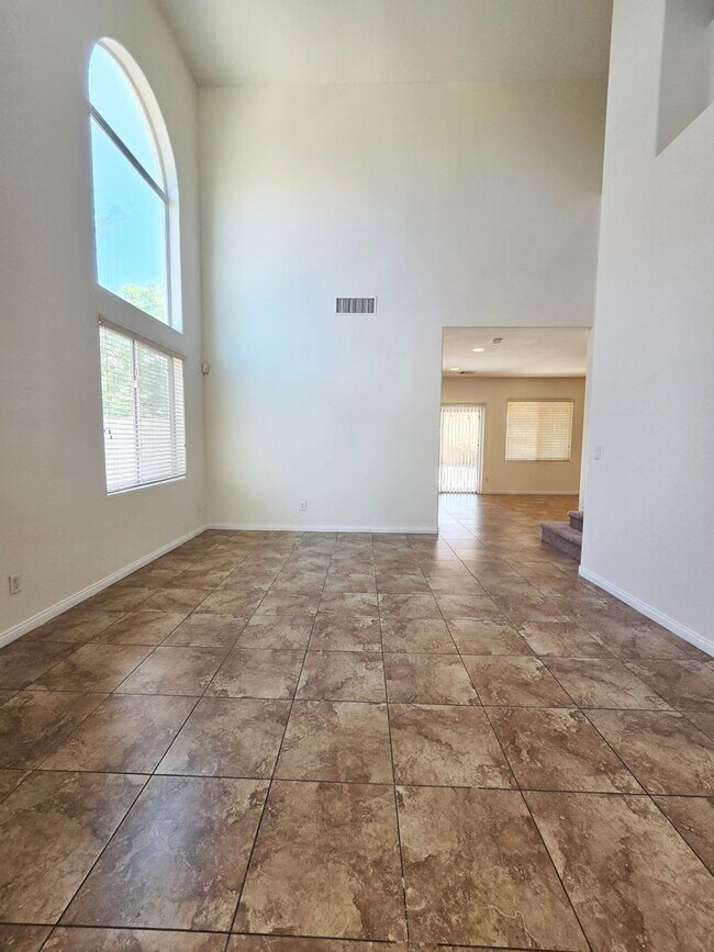 Photo - Spacious 4 Bed Home with Loft & 3-Car Garage