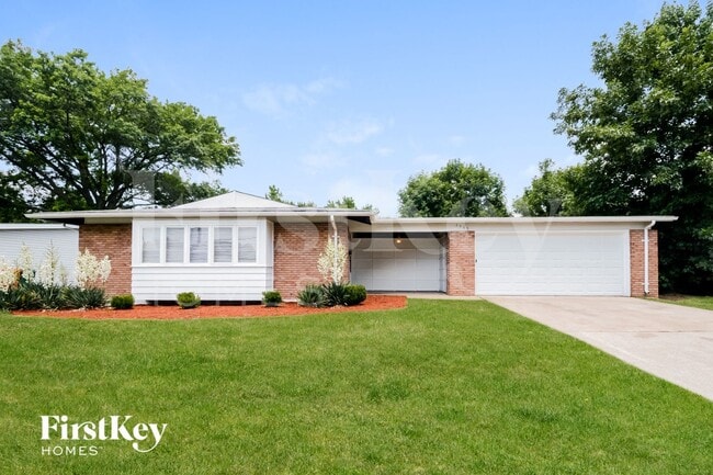 Photo - 3065 Parker Rd