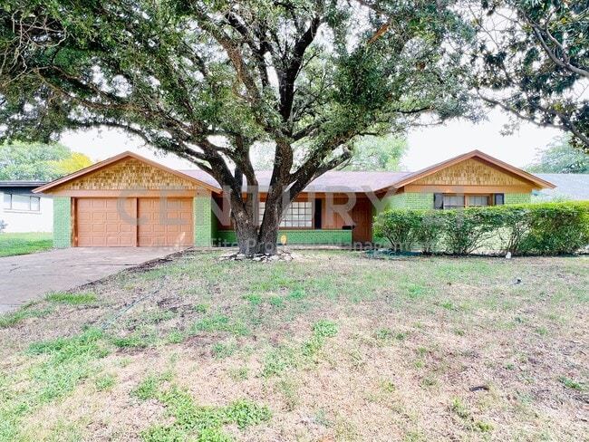 Building Photo - Beautifully Refreshed 3/2/2 in Fort Worth ... Rental