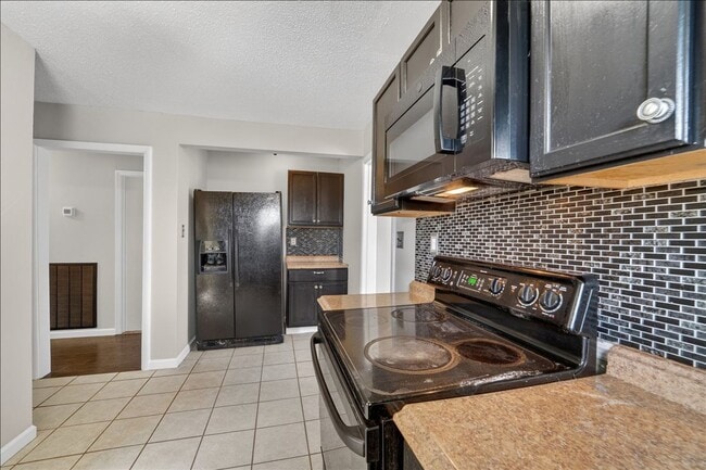 Photo - 372 Clutts Rd