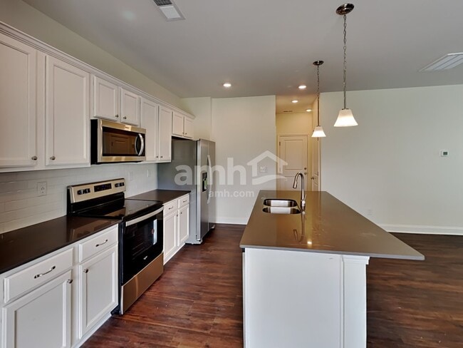 Photo - 11125 Hazel Gdns Dr
