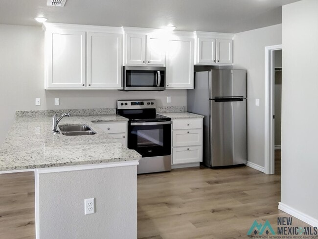 Photo - 3136 Westminster Drive