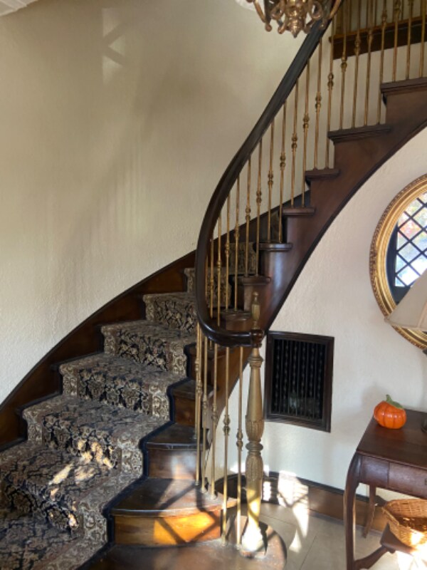 Photo - 528 W 3rd St