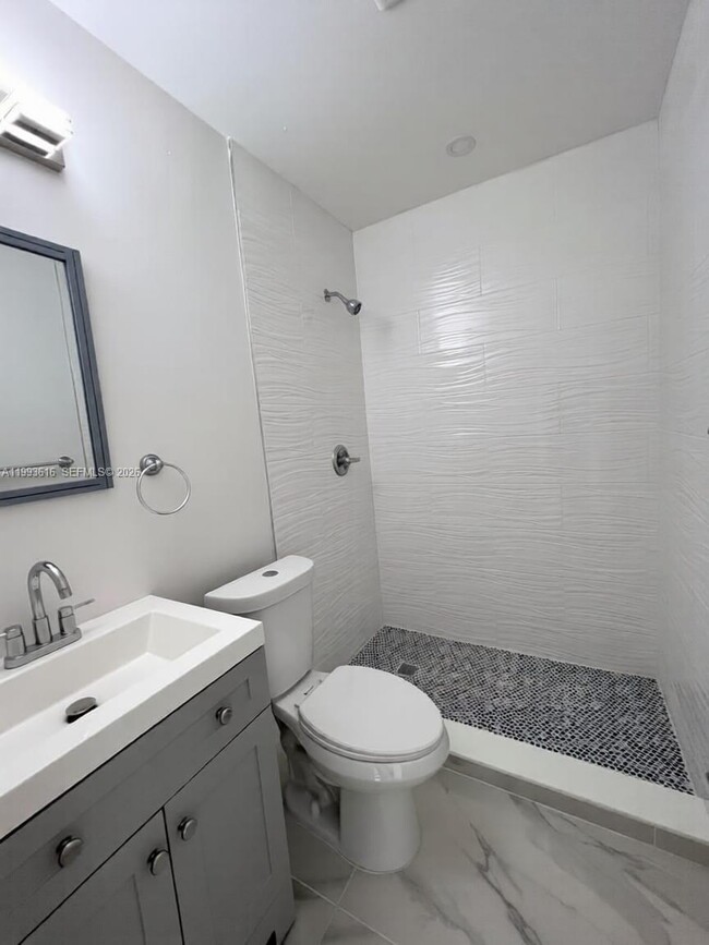 Photo - 31 SW 67th Ct