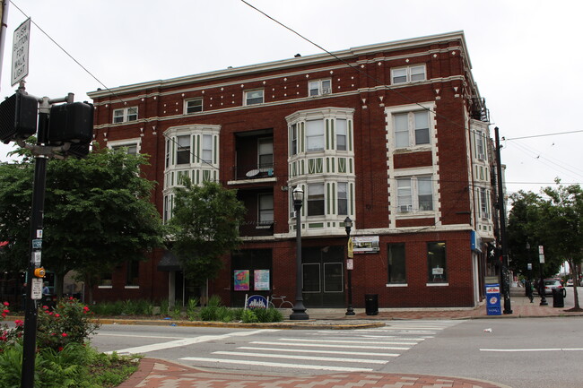 230 W McMillan St