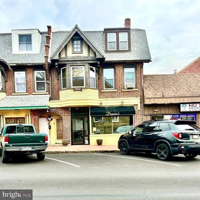 Photo - 13 S Morton Ave Townhome