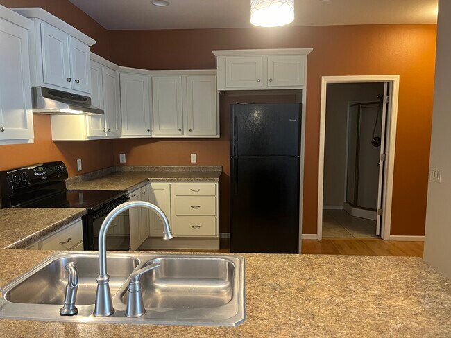 Photo - 1340 Rosewood Ave