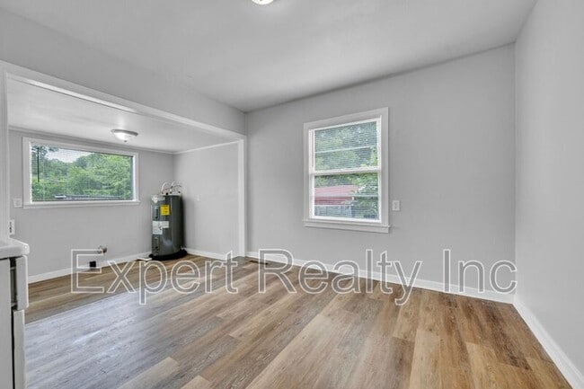 Photo - 6148 Court M