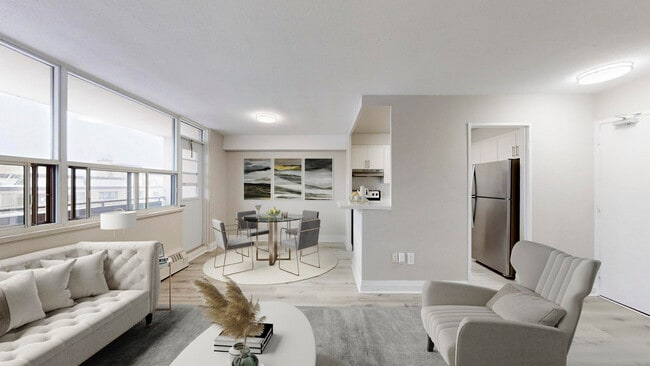 Photo - 1251 King Street West