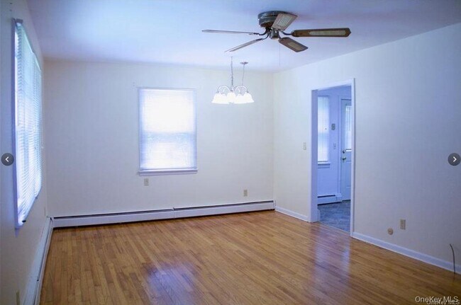 Photo - 10 Balder Ct