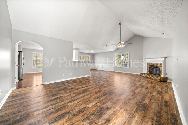 Photo - 187 Berkley Dr