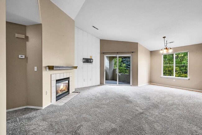 Photo - $1,750.00, 3-bed, 2-bath, located in Color... Unit Apt 203