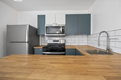 Photo - The Alamo Apartments