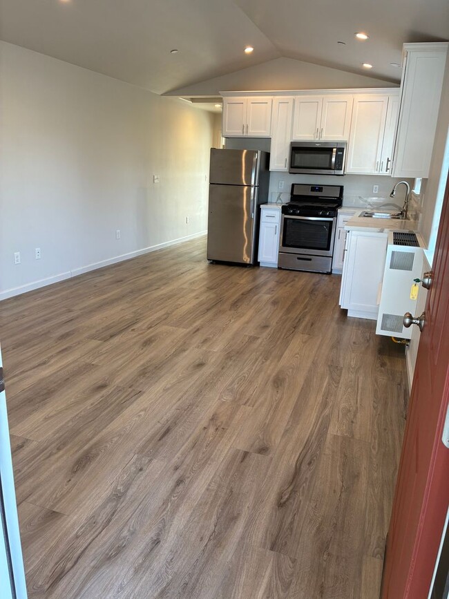 Building Photo - McKinleyville newer construction