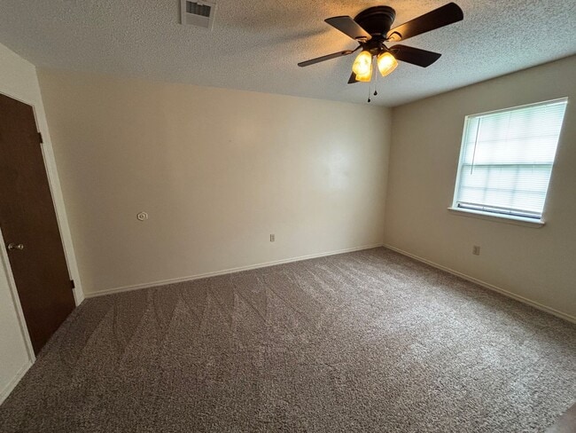 Photo - 311 N Joplin, Apt 1-7 Unit 311 N Joplin, Apt 2