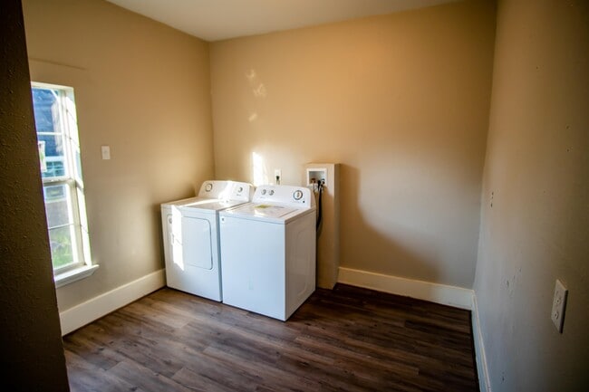 Photo - 509 5th St Unit 509 B