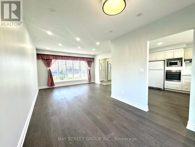 Photo - 55 Taylor Rd