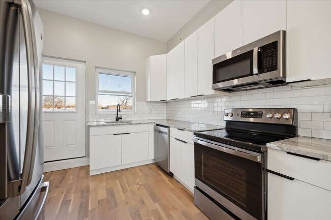 Photo - 5412 Delancey St Unit 5412-B