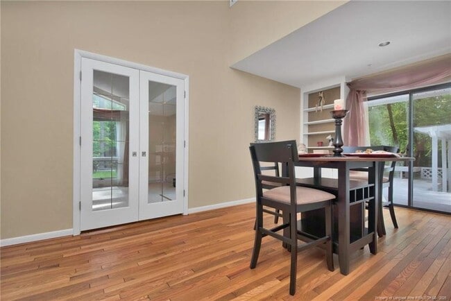 Photo - 3305 Hutton Pl