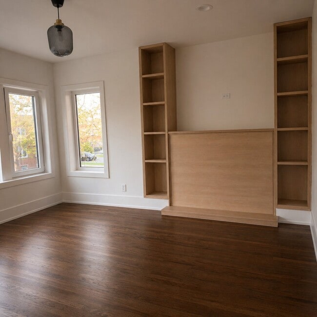 Photo - 5346 W Montrose Ave Unit 2