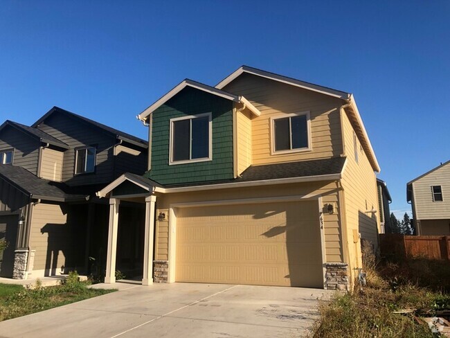 Building Photo - THREE BEDROOM HOUSE IN VANCOUVER