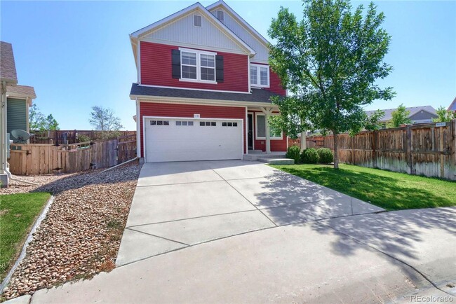 Building Photo - Gorgeous 4 bedroom in the highly sought af... Rental