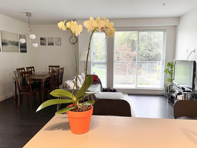 13963-1105A 105A Blvd Unit 314