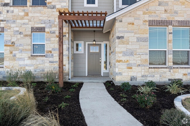 Building Photo - 7627 Stonehollow Rental