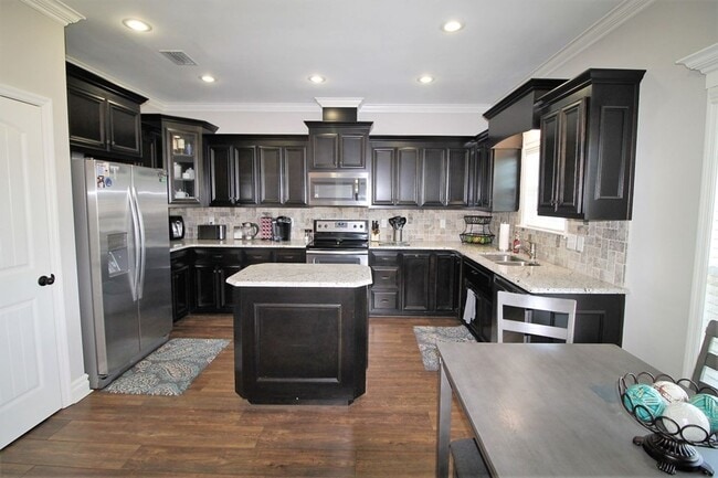 Photo - Beautiful and Convenient 3BR/2BA Home near Moody Airforce Base in Valdosta, GA