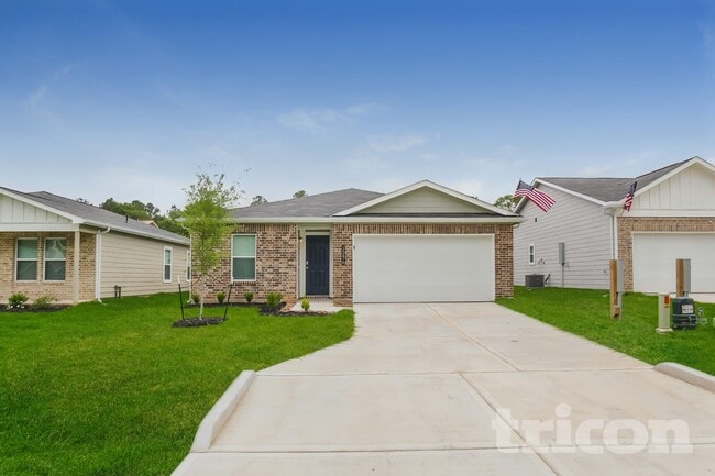 Building Photo - 15676 Del Norte Dr