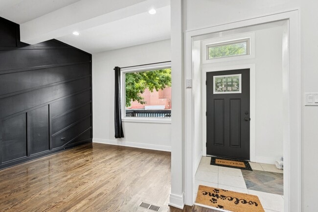 Photo - 6547 S Langley Ave