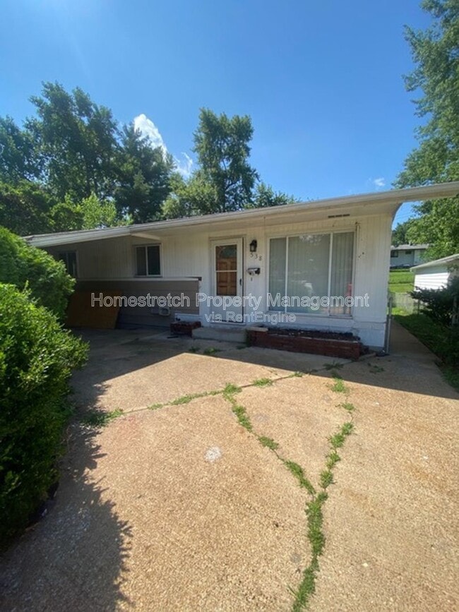 Photo - 538 Banavie Dr
