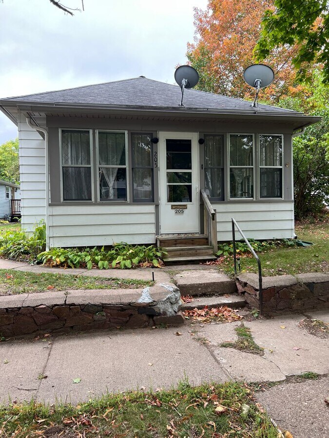Single Family Home Available! - Single Family Home Available!
