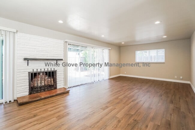 Photo - Bright & Spacious 4-Bedroom La Mirada Home